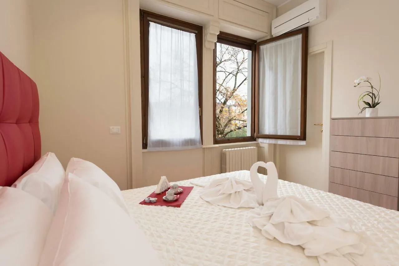 Rubele40 Daire Verona İtalya